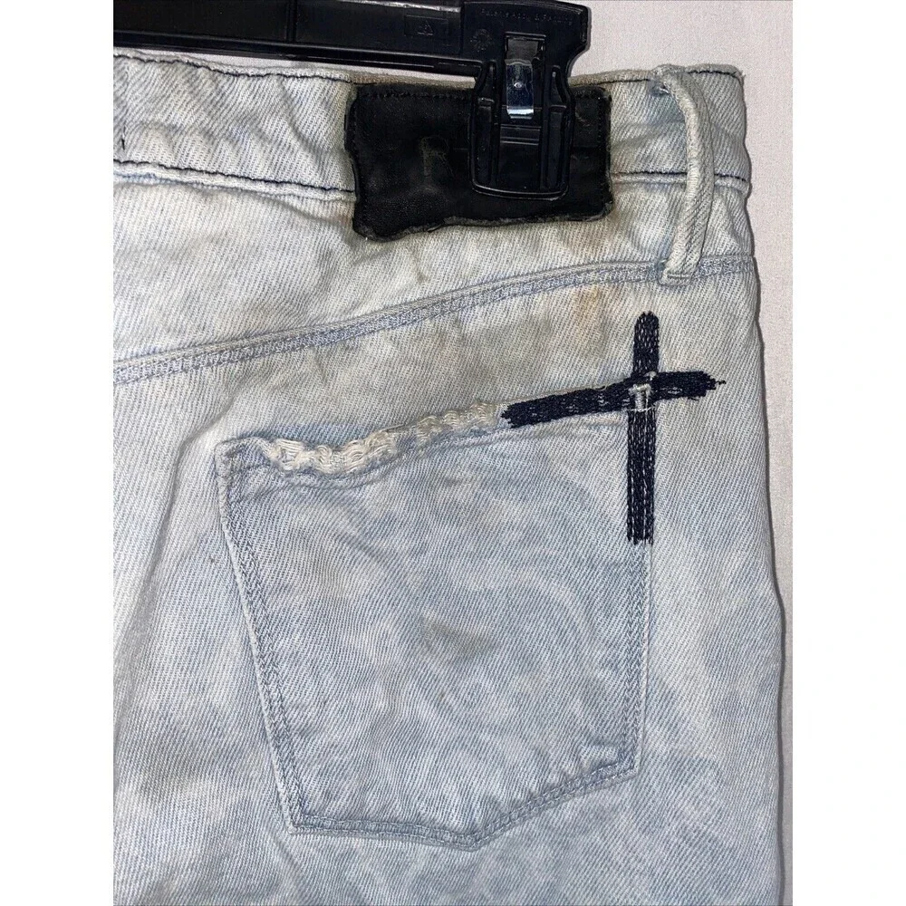 RTA Mens Bryant Distressed Light Wash Jean Size 30